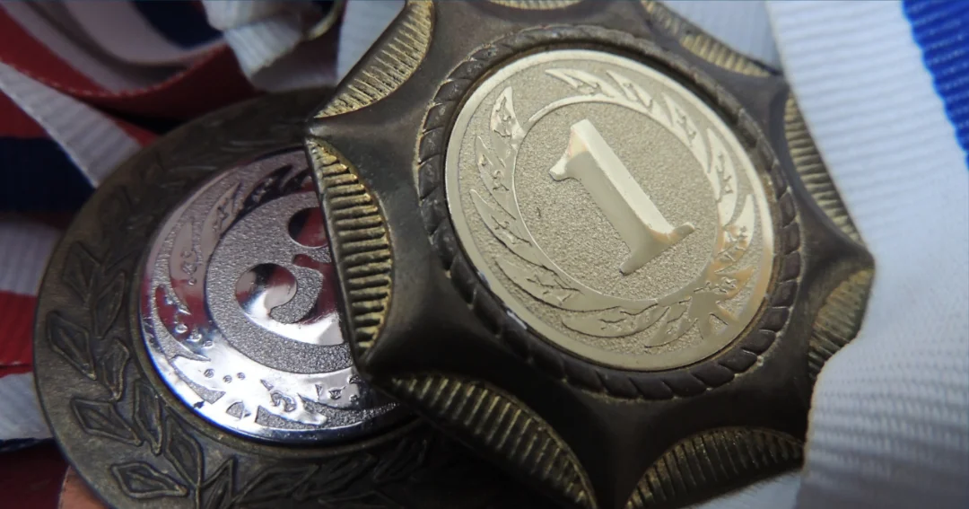 Title image for 126 Years Of Elite Winning 2KM Race Times