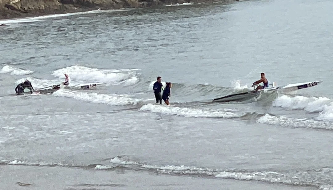 Title image for Increasing Awareness of Injuries for Rowers Competing in Beach Sprints